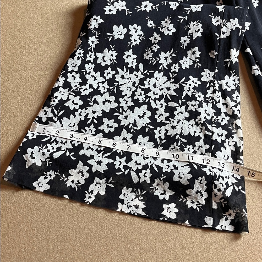 FUZZI Italian Black Floral Wide Leg Romper- M - Picture 13 of 14